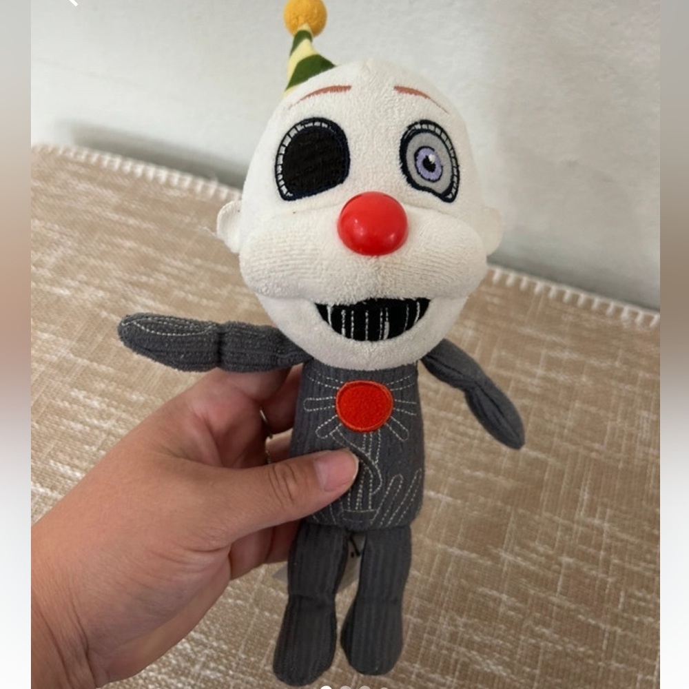 Funko Five Nights At Freddy's Sister Location Ennard Plush FNAF Black Eye